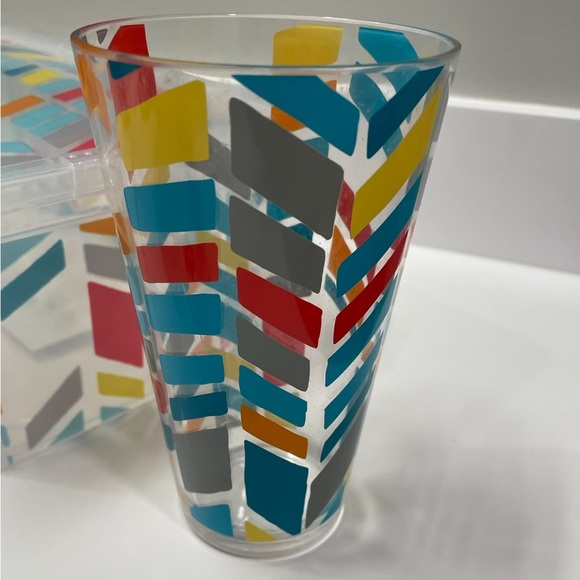 RE “Room Essentials” by Target Bin with Fitted Top and Tumbler / Plastic Glass - Picture 2 of 13